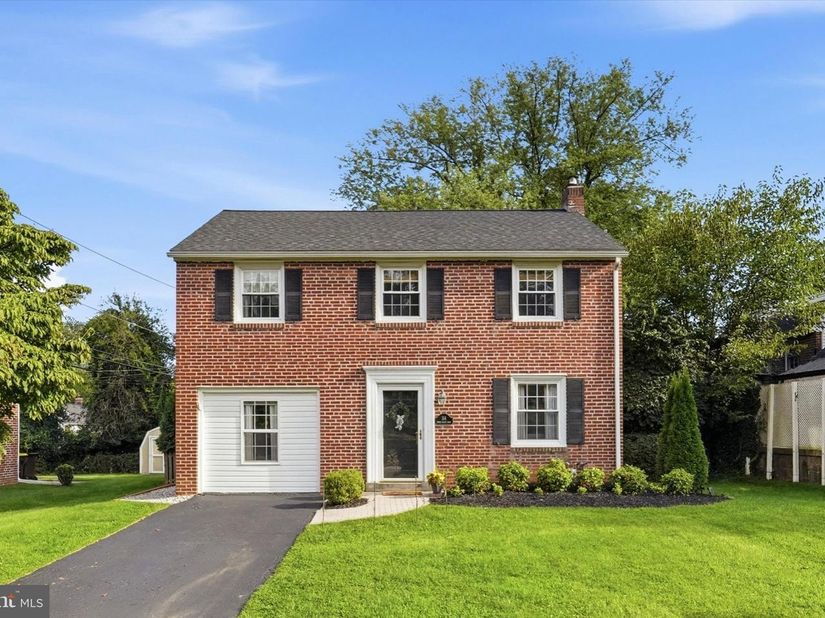 314 Upper Gulph Road, Strafford PA 19087