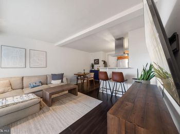 1810 Rittenhouse Square
