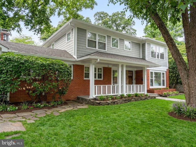 2524 N Ridgeview Road N, Arlington VA 22207