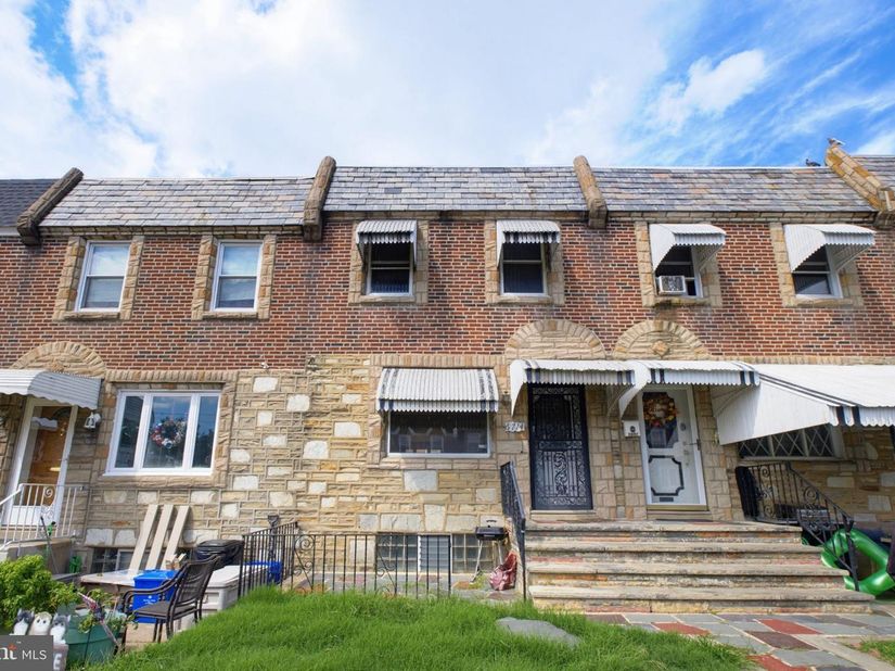 6714 Gillespie Street, Philadelphia PA 19135