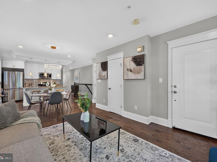 4041 7TH Street NE 1, Washington DC 20017