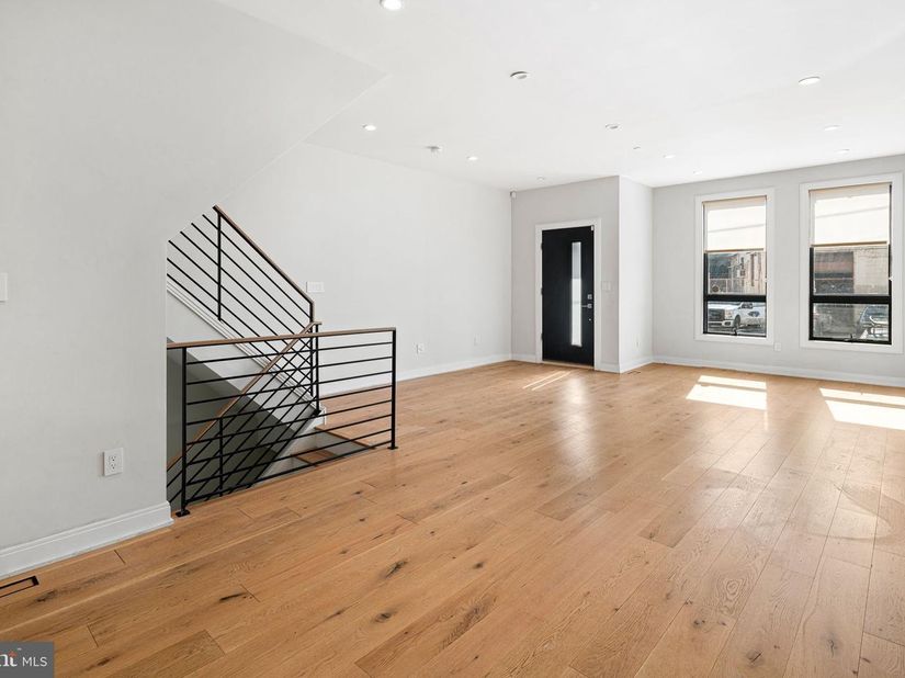 2042 Trenton Avenue, Philadelphia PA 19125