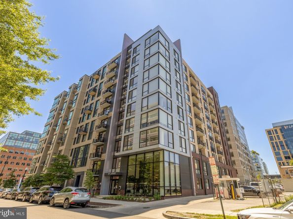 37 L Street SE 301, Washington DC 20003