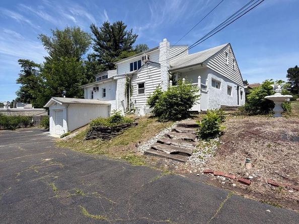 1916 Fernbrook Avenue, Feasterville Trevose PA 19053