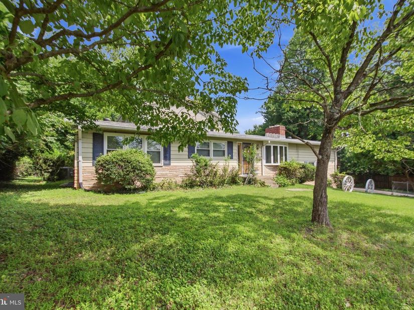 511 Malcolm Road NW, Vienna VA 22180
