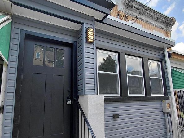 43 E Sharpnack Street, Philadelphia PA 19119