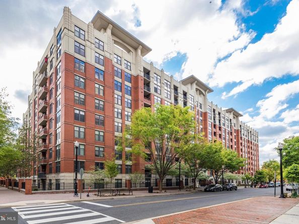 1021 N Garfield 327, Arlington VA 22201