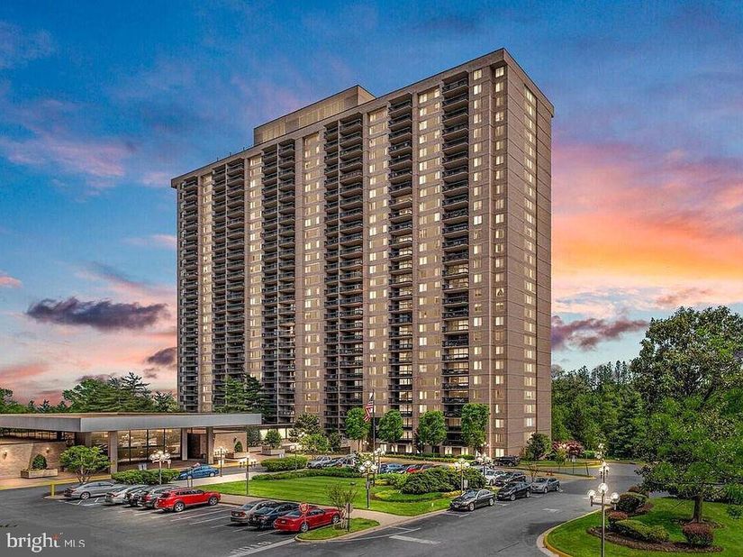 3705 S George Mason Drive 1403S, Falls Church VA 22041