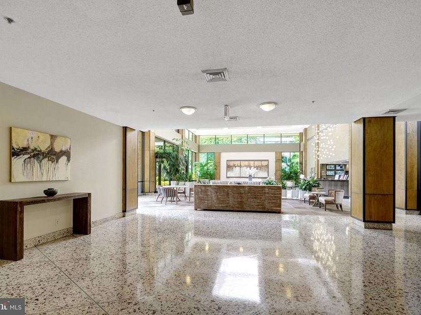 3709 S George Mason Drive 1614E, Falls Church VA 22041