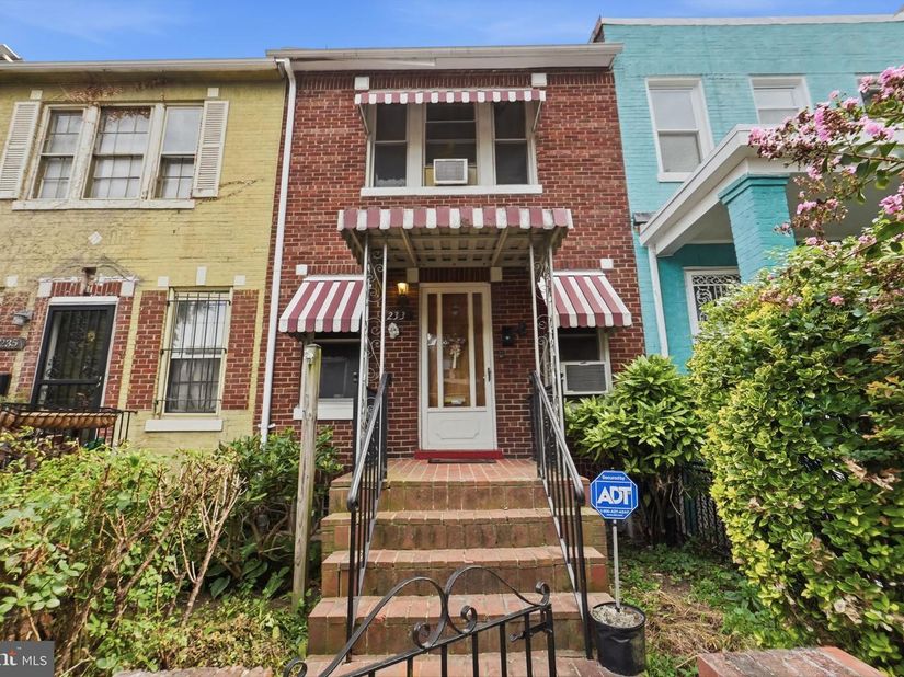 233 Cromwell Terrace NE, Washington DC 20002