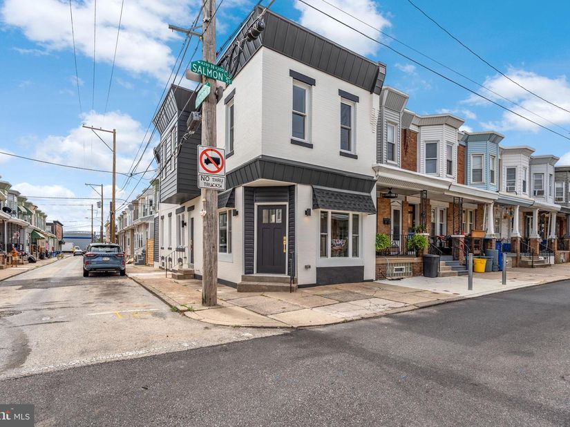 4259 Salmon Street, Philadelphia PA 19137