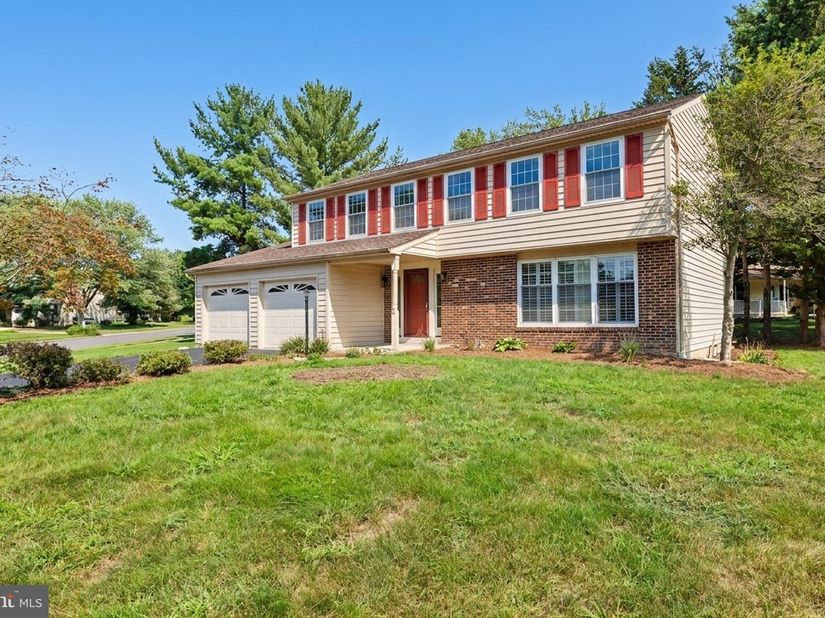 12555 Cross Country Lane, Reston VA 20191
