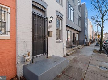 1221 Wylie Street NE