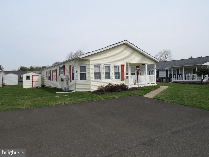 59 Wildflower Court, New Hope PA 18938