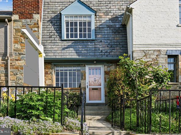 803 Chetworth Place, Alexandria VA 22314