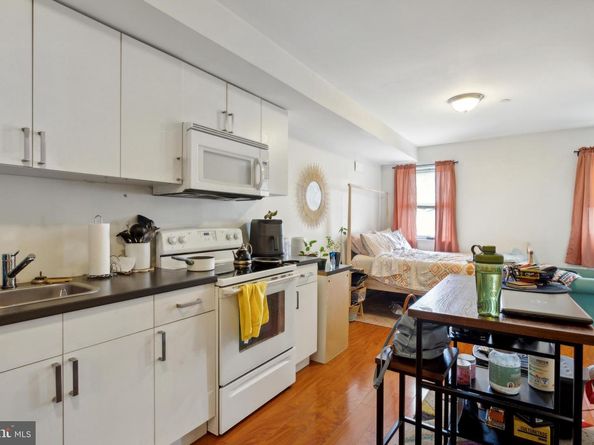 1945 Nicholas Street, Philadelphia PA 19121