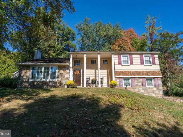 261 Fairhill Drive, Southampton PA 18966