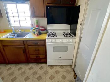 155 W Wishart Street