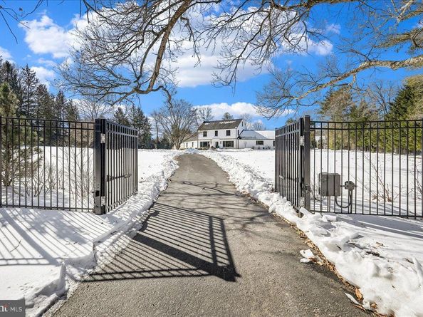 10700 Alloway Drive, Potomac MD 20854