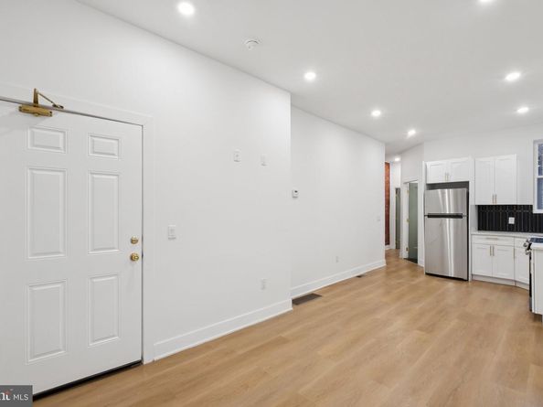 1325 Kerbaugh Street, Philadelphia PA 19140