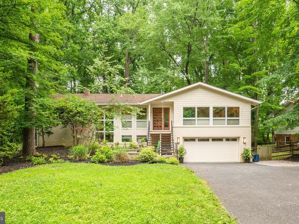 8313 Still Spring Court, Bethesda MD 20817