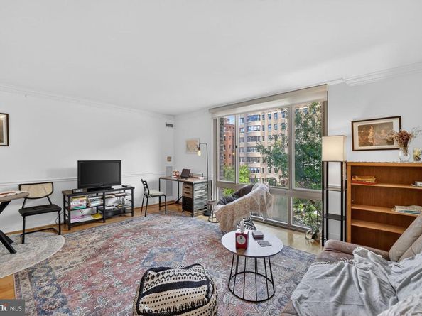 950 25TH Street NW 406N, Washington DC 20037