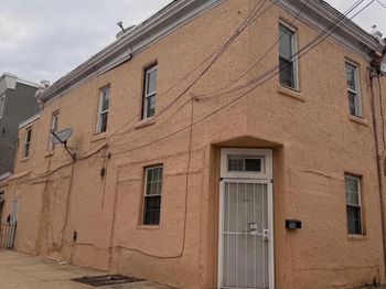 2636 Emerald Street