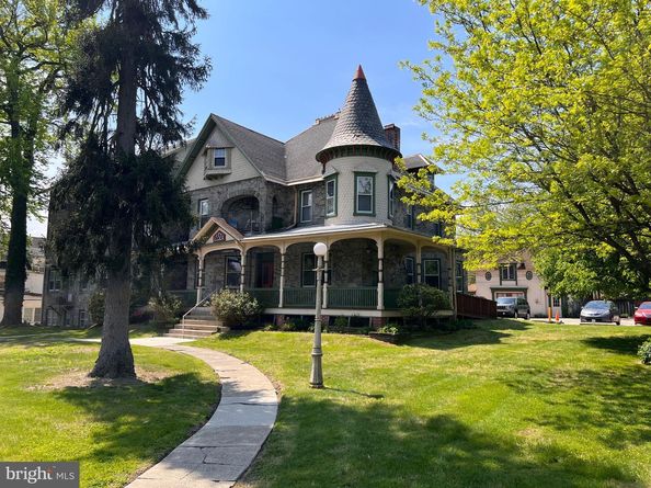192 N Lansdowne Avenue B1, Lansdowne PA 19050