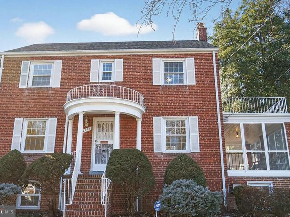 2021 32nd Place SE, Washington DC 20020