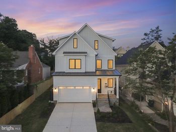 1905 N Taylor Street