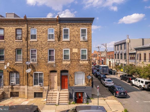 1327 Snyder Avenue, Philadelphia PA 19148