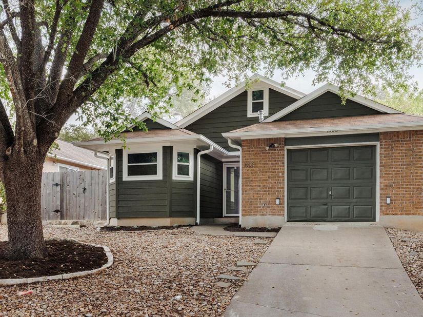 1003 Glen Oaks CT, Austin TX 78702