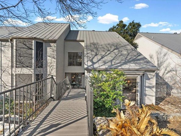 176 World Of Tennis SQ, Lakeway TX 78734