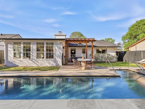 1902 Metairie CIR, Austin TX 78727