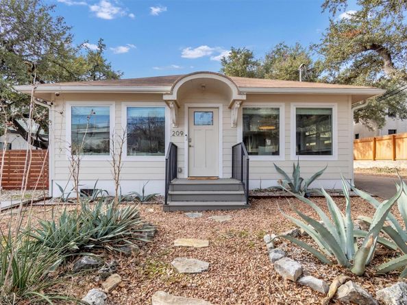 209 E Live Oak ST 1/2, Austin TX 78704