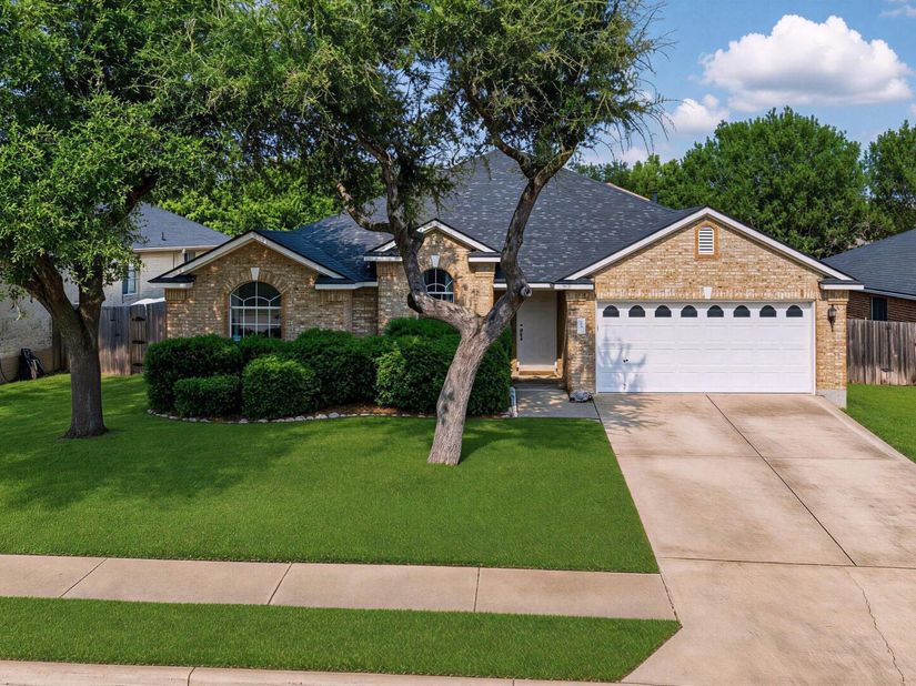 2111 Wheaton TRL, Cedar Park TX 78613
