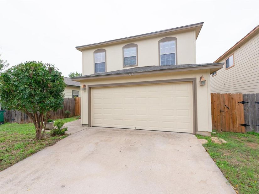 7011 Thannas WAY, Austin TX 78744
