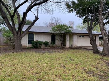 606 Brookhollow DR