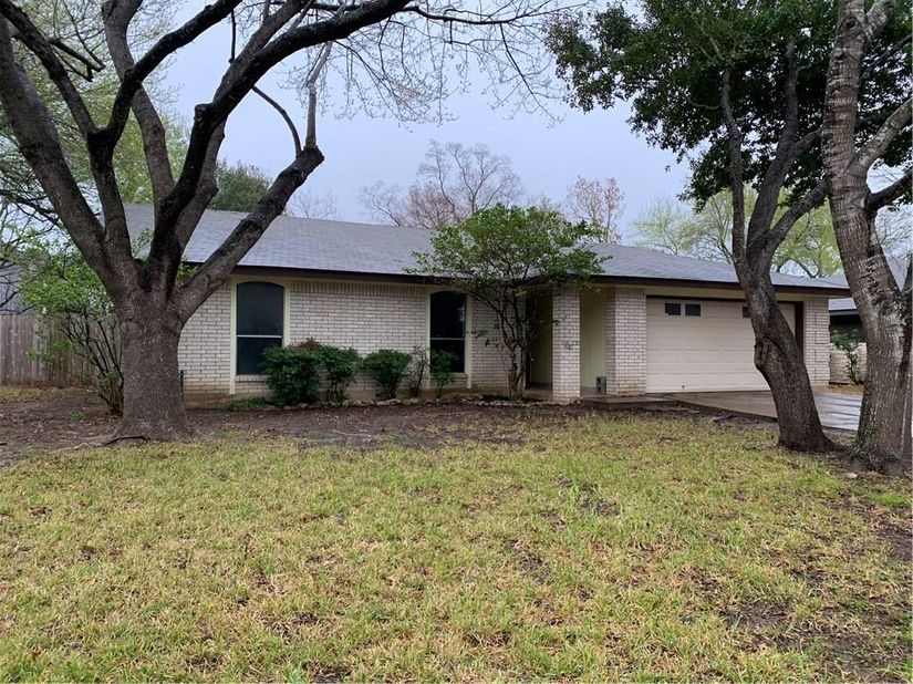 606 Brookhollow DR, Pflugerville TX 78660