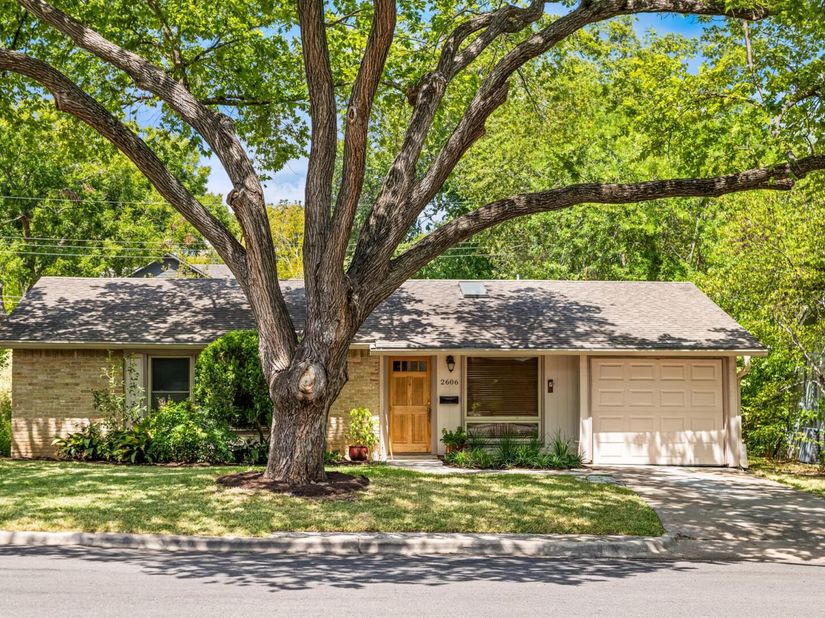2606 Friar Tuck LN, Austin TX 78704