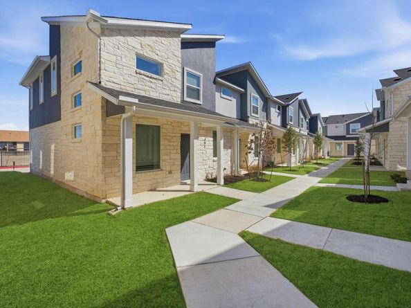 500 Municipal DR 402, Leander TX 78641