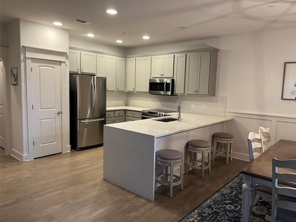 6712 Lantern View DR 303, Jonestown TX 78645