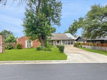 5205 Stone Gate DR
