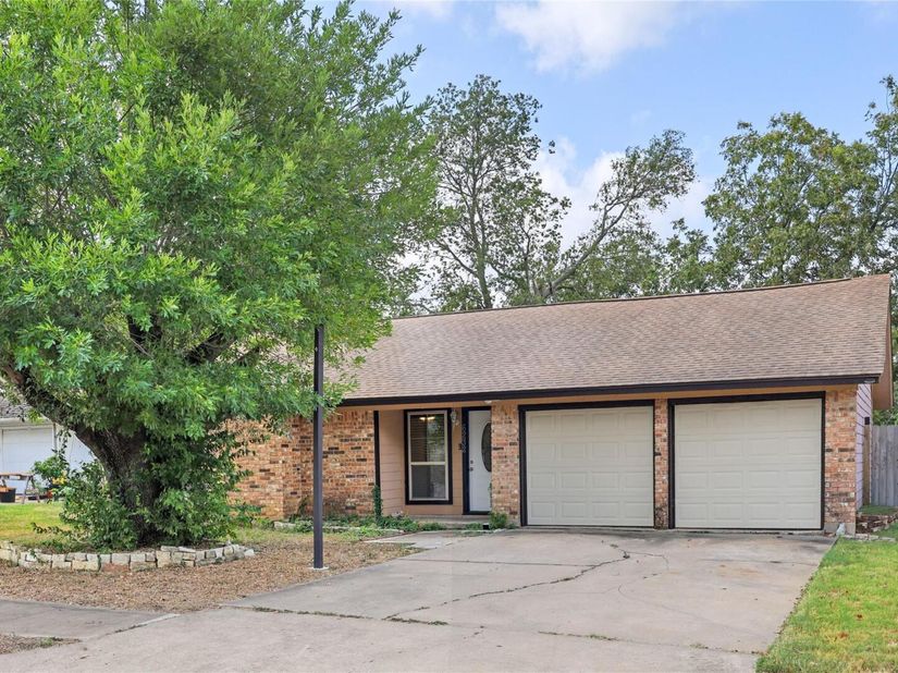 6232 Hillston DR, Austin TX 78745
