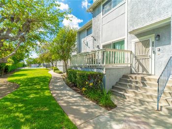 1402 W Village Lane