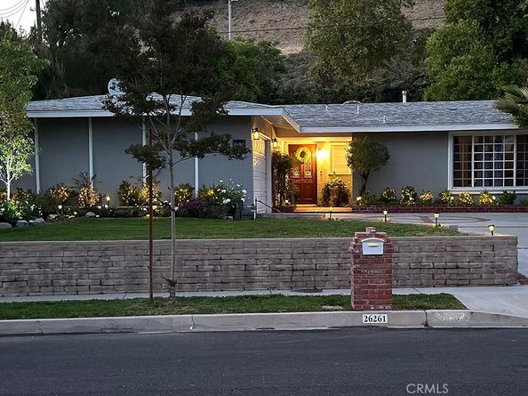 26261 Veva Way, Calabasas CA 91302