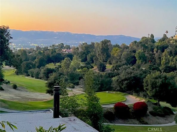 4330 Alhama, Woodland Hills CA 91364