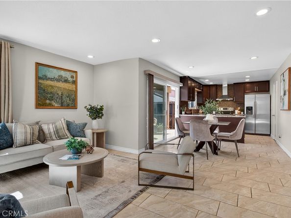 1000 S Citron 9, Anaheim CA 92805