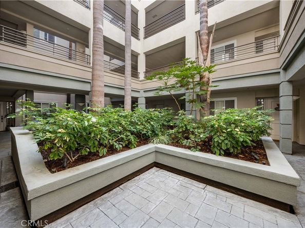 2253 Martin #106, Irvine CA 92612