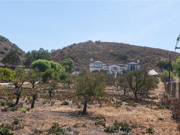 11031 Meads, Orange CA 92869